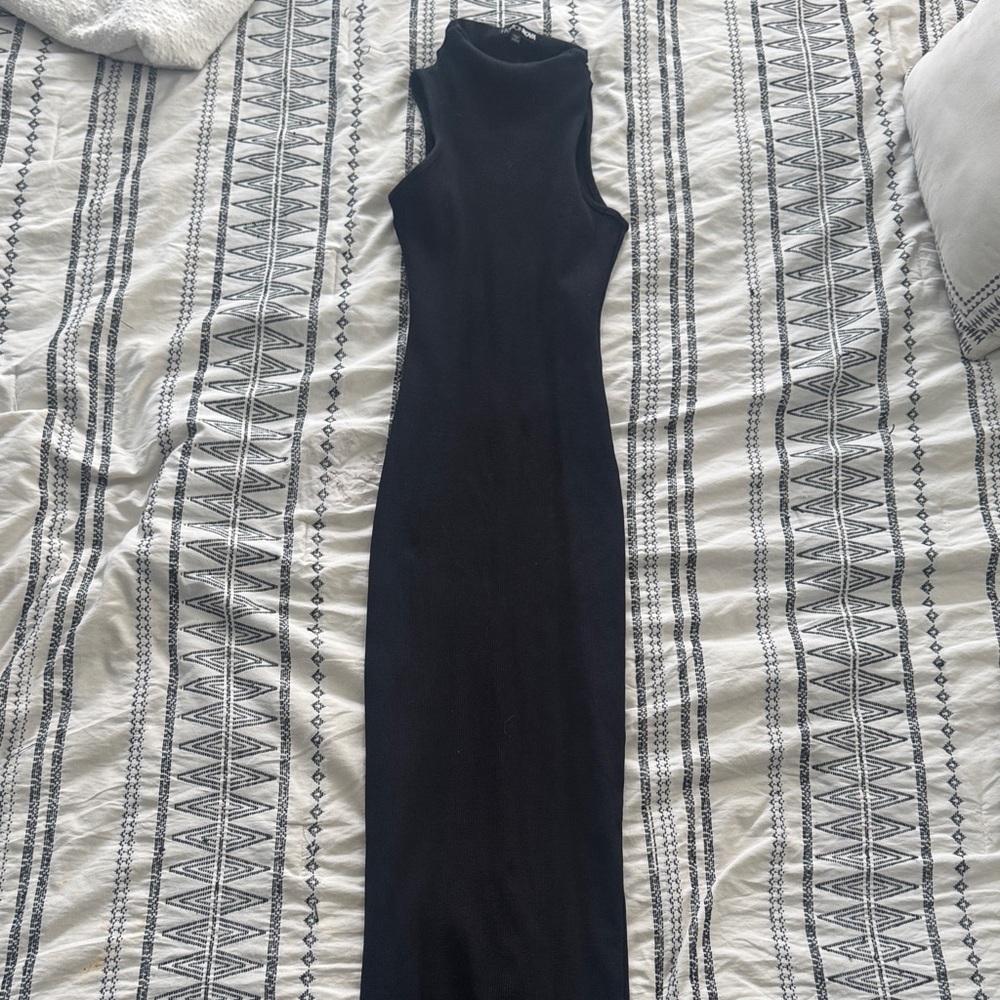 Fashion Nova Black Sleeveless Maxi Dress